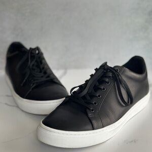 Men’s Black Thursday Boots Co Low Top Sneakers Size 11